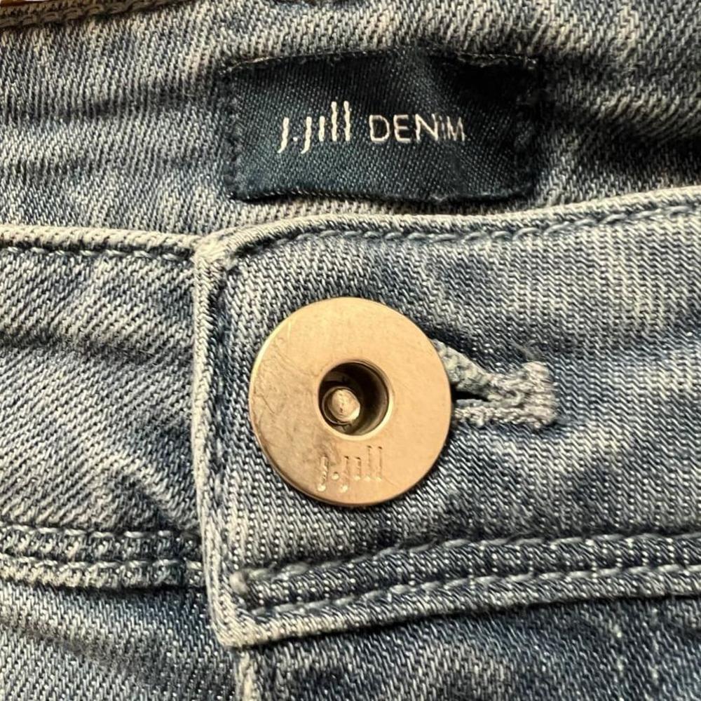 J Jill Women's Authentic Fit Slim Ankle Light Wash Jeans - Size 10 - Picture 7 of 16